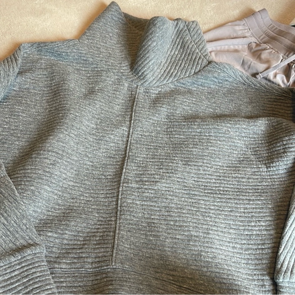 Zella Gray Ribbed Funnel Neck Knit Sweater Size S